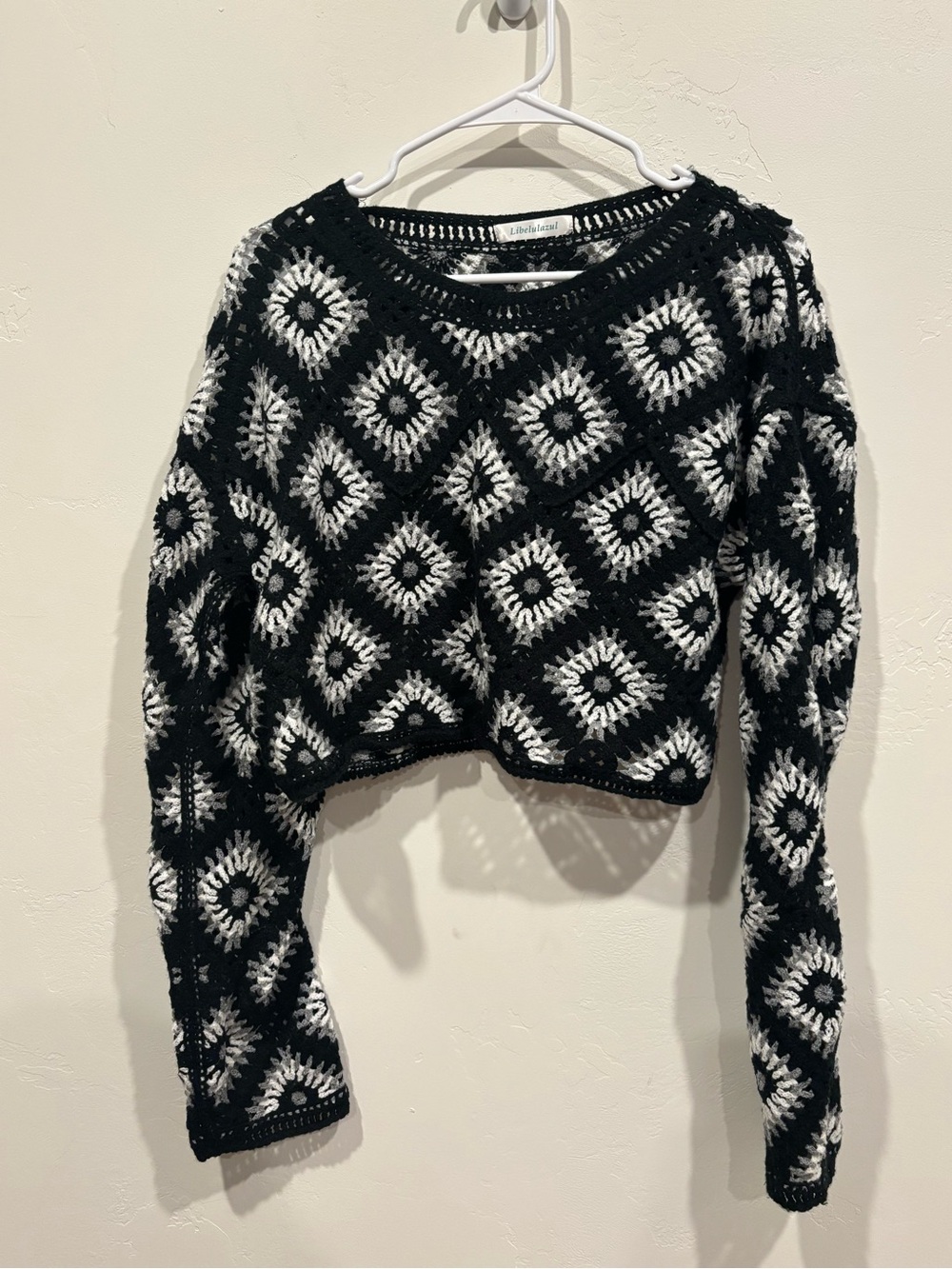 Black & White Crochet Pattern Women's Sweater